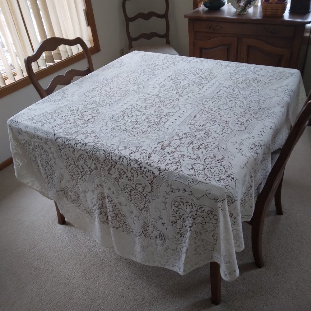 Dining Room Table, Fancy Covering
